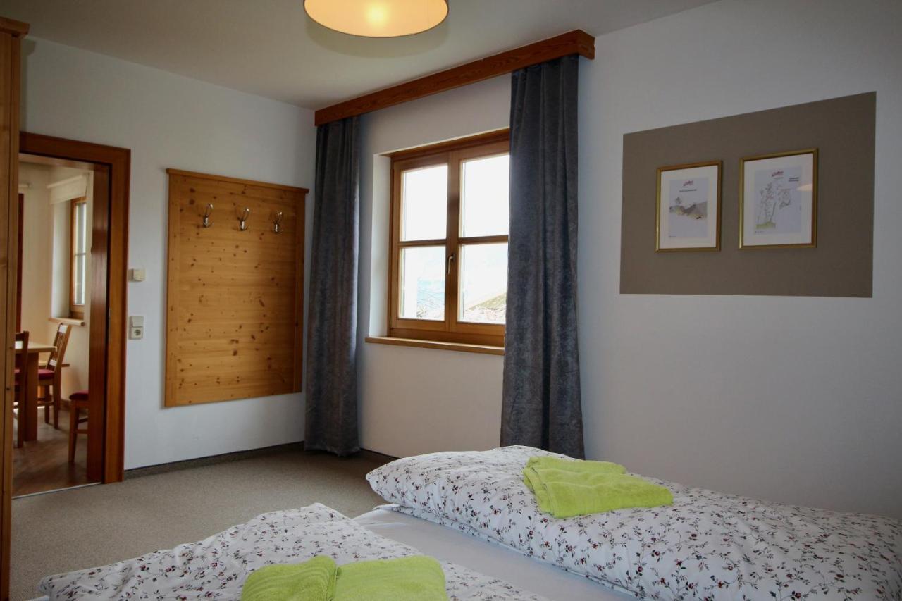 Sun Apartments - With Dolomiten Panorama เลียนซ์ ภายนอก รูปภาพ