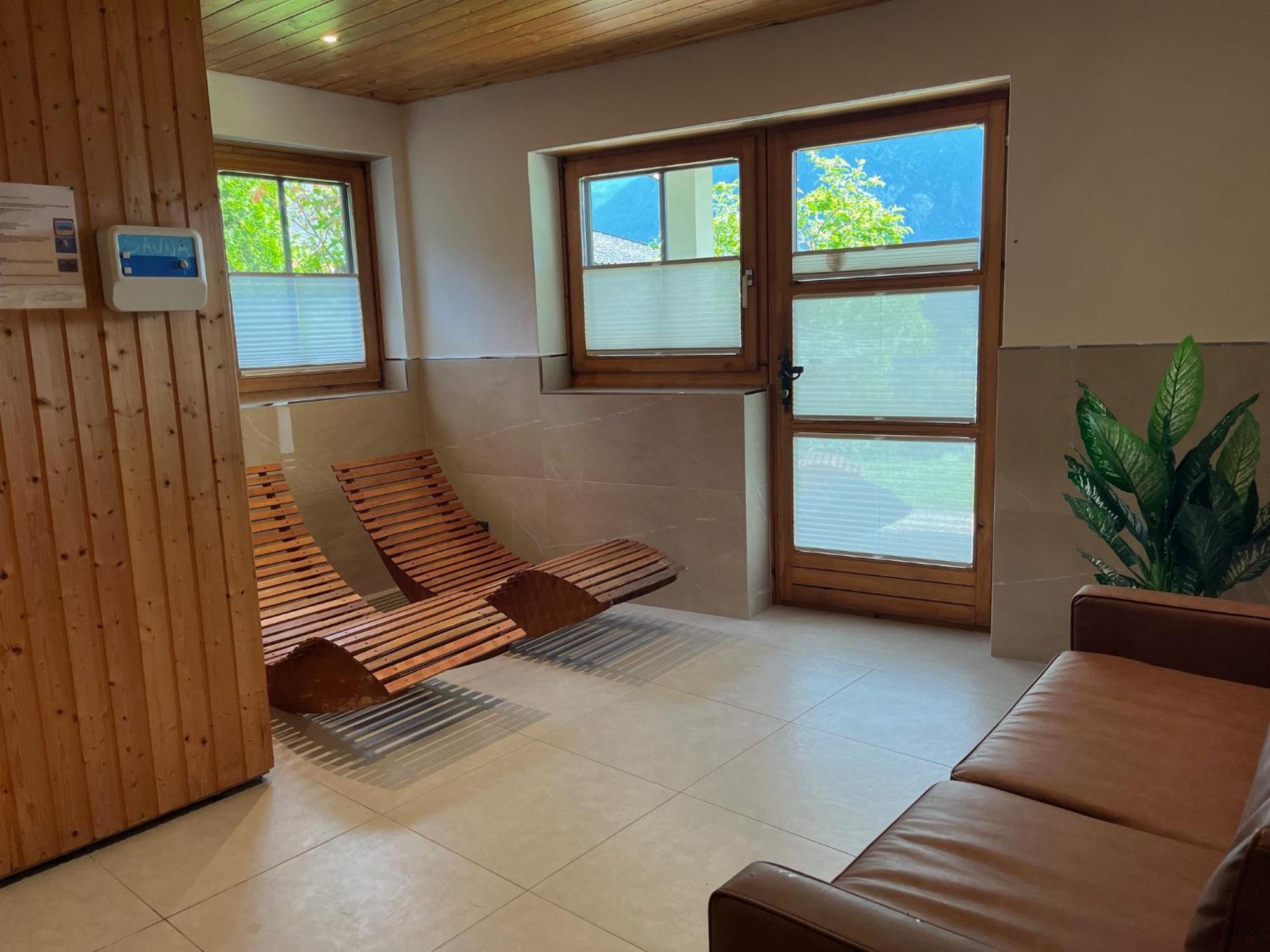 Sun Apartments - With Dolomiten Panorama เลียนซ์ ภายนอก รูปภาพ